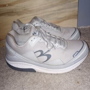 Women's GDefy Sneakers Grey VersoShock 9.5 Gravity Defyer Shoes